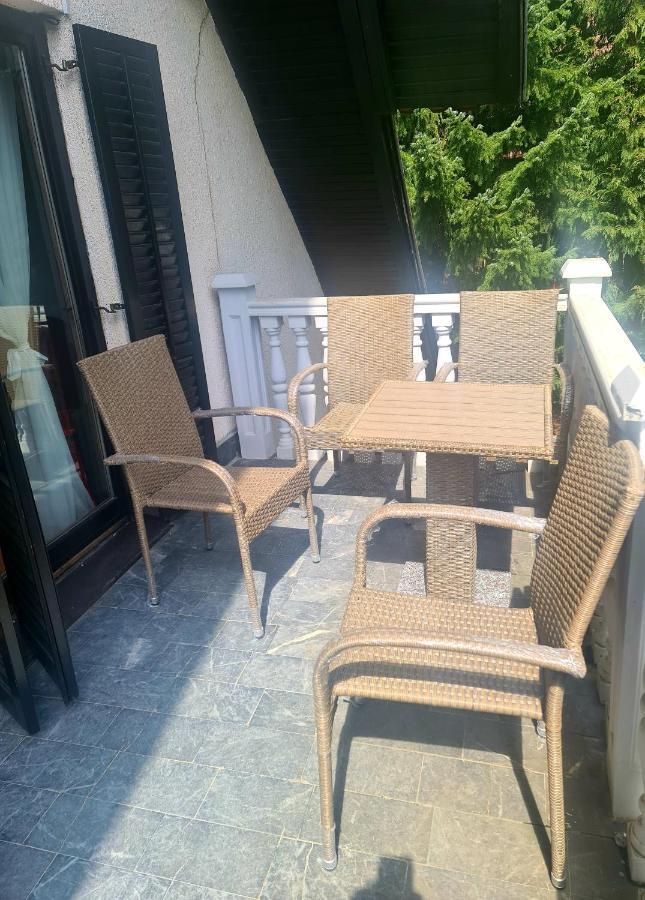 Planinska Kuca Sa Dvoristem Villa ซลาตีบอร์ ภายนอก รูปภาพ